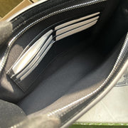 Pochette GG “Con set completo di confezione originale in scatola verde”.