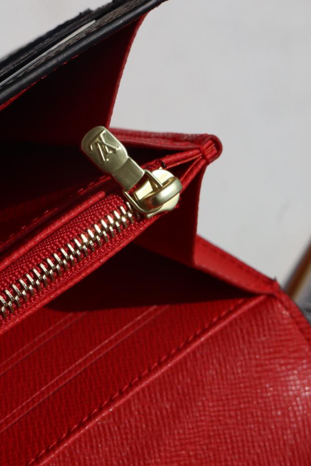 Portafoglio lungo LOUIS VUITTON SARAH con flip