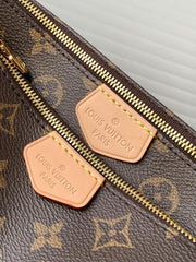 Louis Vuitton Multi Pochette Accessoires in Tela Monogram - Verde Kaki