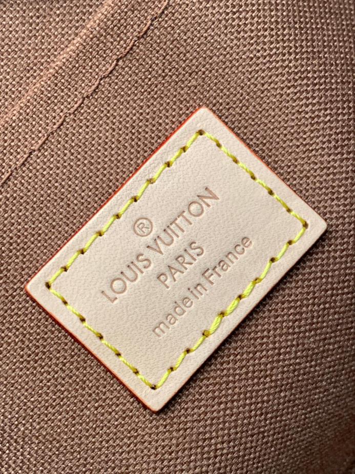 Louis Vuitton Multi Pochette Accessoires in Tela Monogram - Verde Kaki