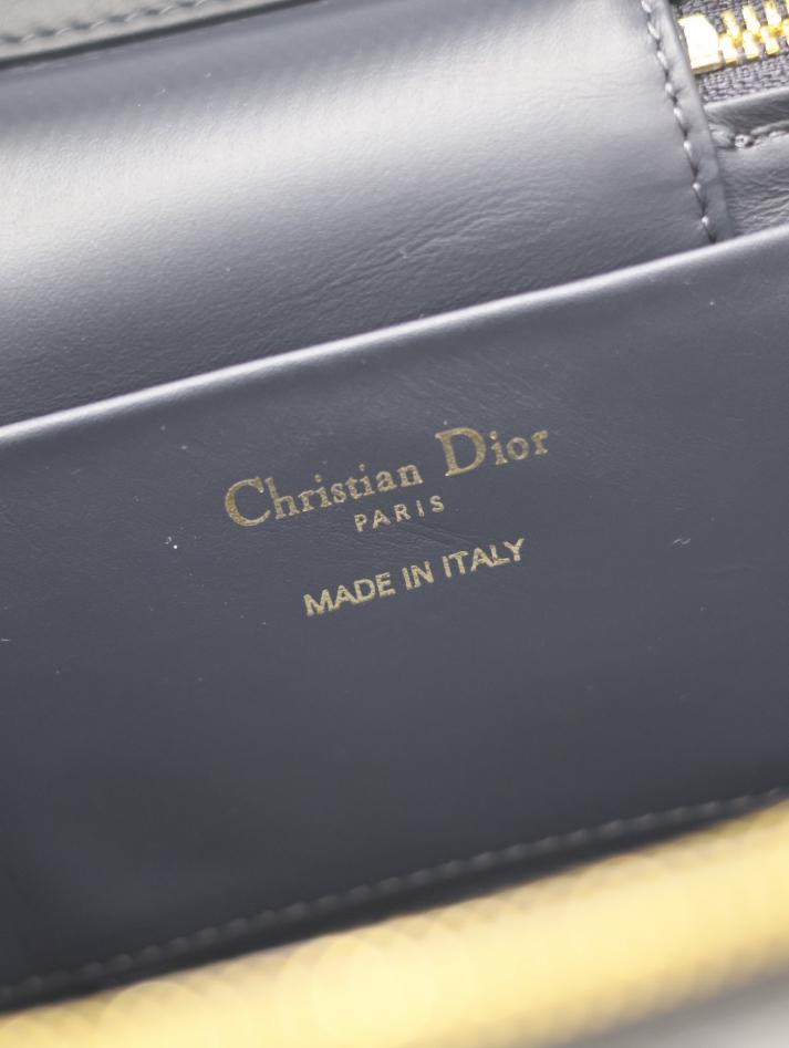 Borsa Vanity piccola 30 Montaigne “Denim Blue