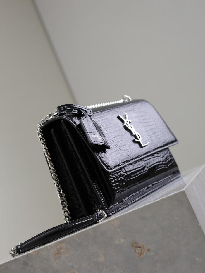 SAINT LAURENT motivo coccodrillo nero con fibbia argento·sunset 22 cm tramonto