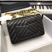 Fibbia a doppia C in pelle di pecora importata originale Chanel