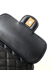 Serie d’amore primaverili ed estive di Chanel