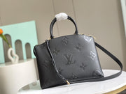 Louis Vuitton chip dinamico strato superiore M45811.M45842Borsa Grand Palais (5A43)