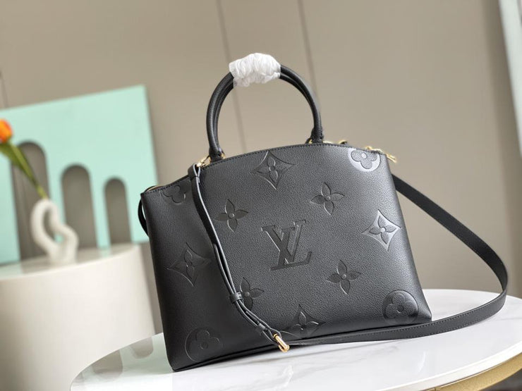 Louis Vuitton chip dinamico strato superiore M45811.M45842Borsa Grand Palais (5A43)