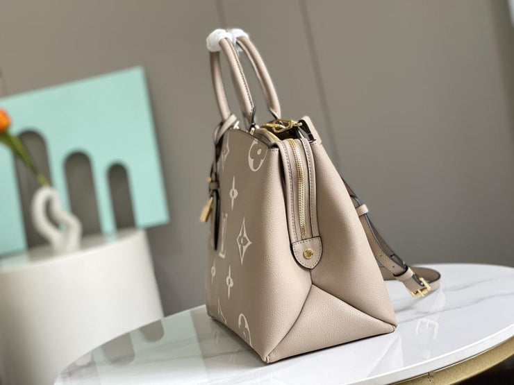 Chip dinamico di alto livello Louis Vuitton M45811.M45842 nuova borsa Grand Palais grande in quattro colori (D816)