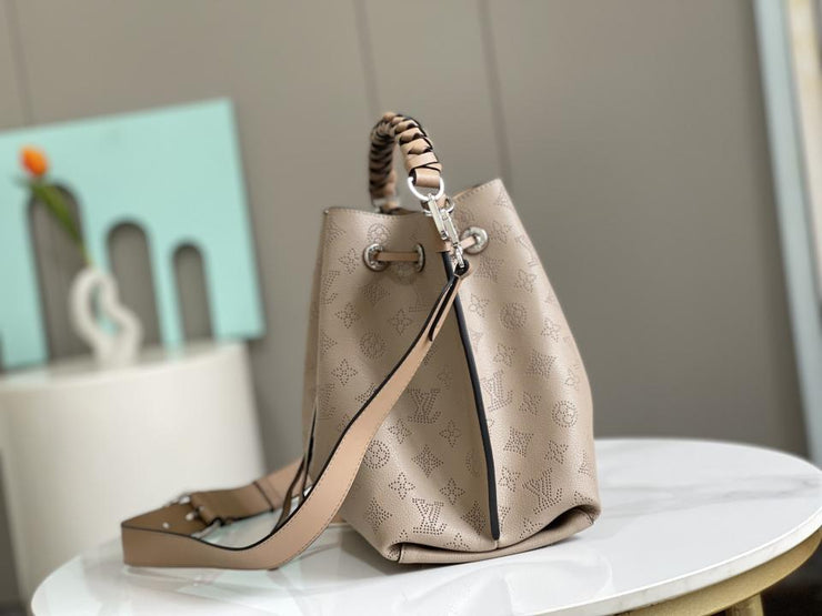 Louis Vuitton chip dinamico strato superiore M55799.M55800 Borsa a secchiello Vert LagonMuria (299F)