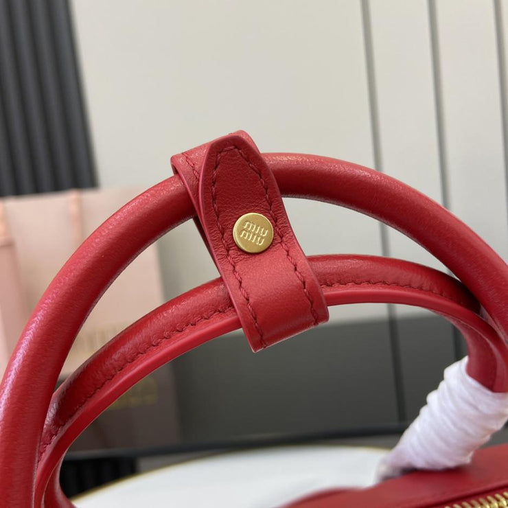 Con set completo di confezioni originali da banco” Borsa a tracolla da bowling media MIU MIU Arcadie Matelasse in pelle di pecora