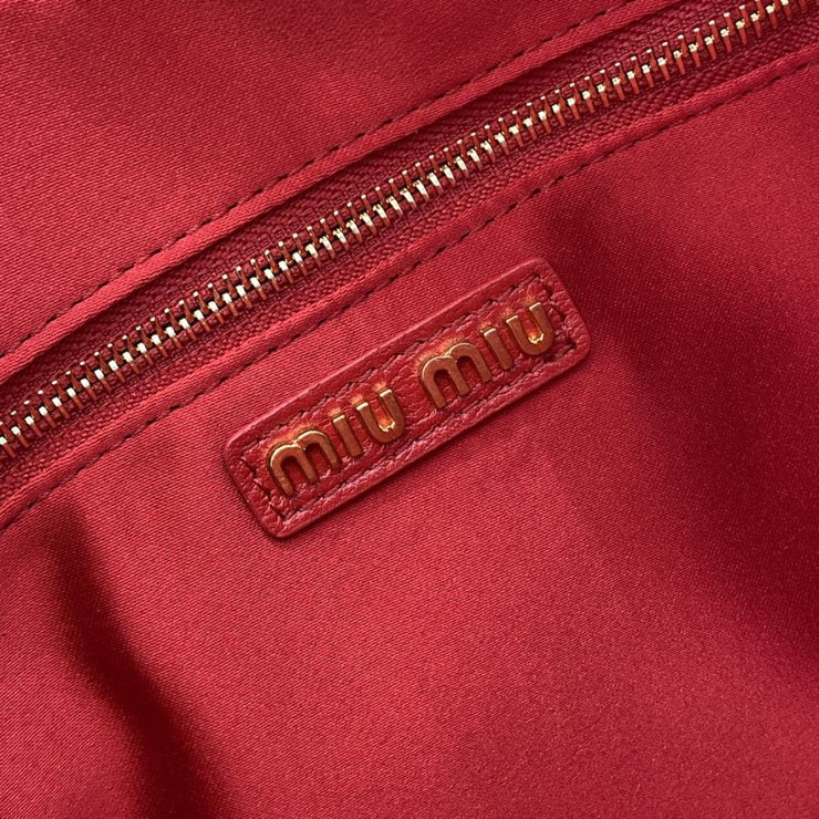 Con set completo di confezioni originali da banco” Borsa a tracolla da bowling media MIU MIU Arcadie Matelasse in pelle di pecora