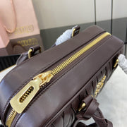 Con set completo di confezioni originali da banco” Borsa a tracolla da bowling media MIU MIU Arcadie Matelasse in pelle di pecora