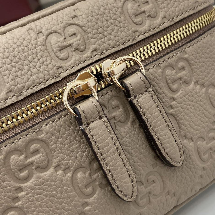 [Con set completo di confezione originale in scatola verde] Borsa super mini serie Gucci GG Emblem