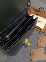 Borsa a tracolla in pelle strutturata Burberry Caviar (JEOHT)