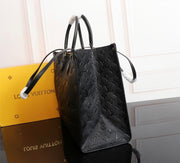 Louis Vuitton OnTheGo MM in Pelle Monogram Empreinte - Nero