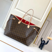 Louis Vuitton Borsa Neverfull MM in Tela Monogram - Rosso Ciliegia