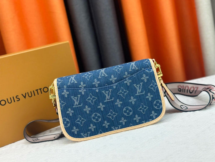 Louis Vuitton Diane in Tela Monogram Denim