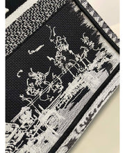 CHRISTIAN DIOR Medium Dior Book Tote