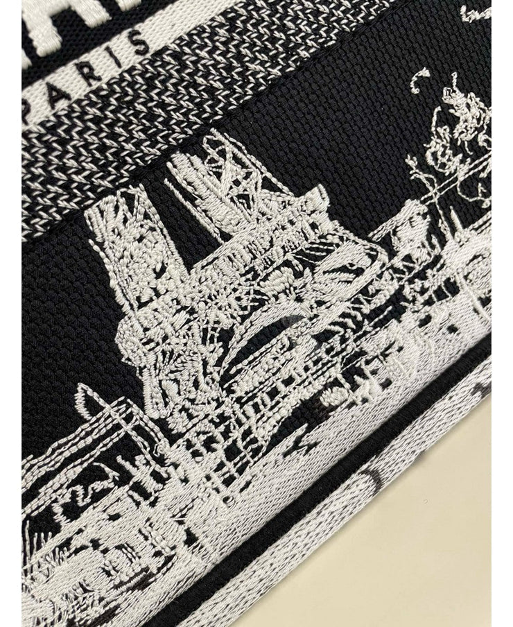 CHRISTIAN DIOR Medium Dior Book Tote