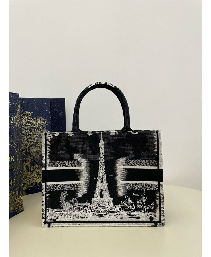 CHRISTIAN DIOR Medium Dior Book Tote