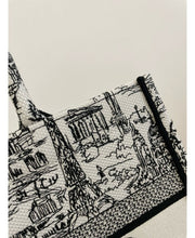 CHRISTIAN DIOR Medium Dior Book Tote