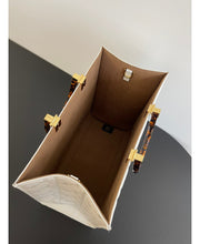 Fendi Sunshine Medium FENDI