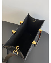 Fendi Sunshine Medium FENDI