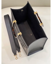 Fendi Sunshine Medium FENDI