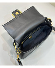 FENDI Baguette