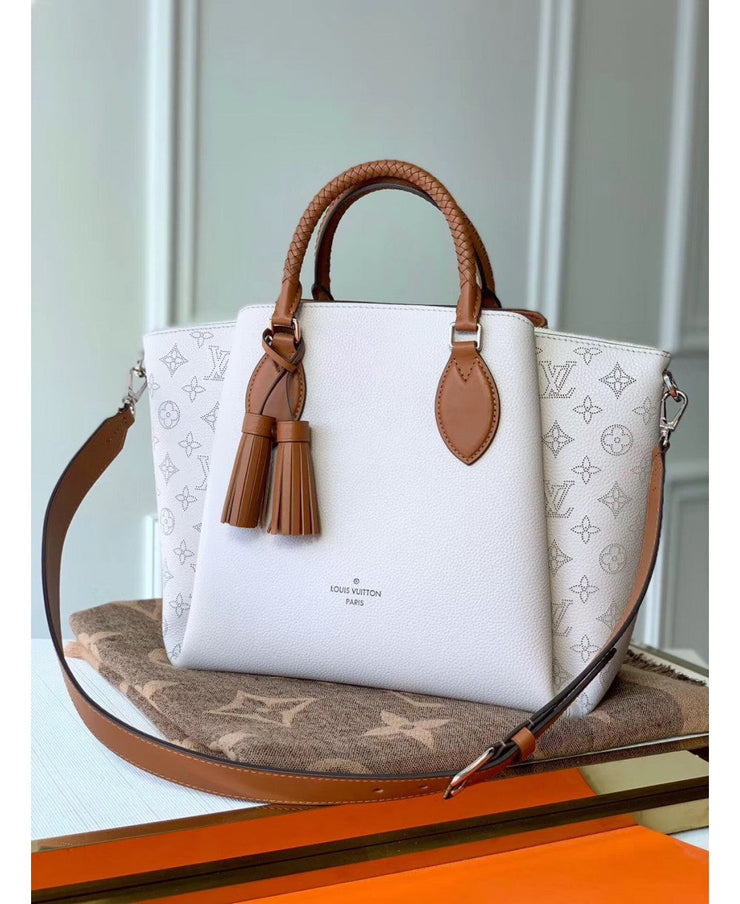 Louis Vuitton Haumea in Morbida Pelle Mahina