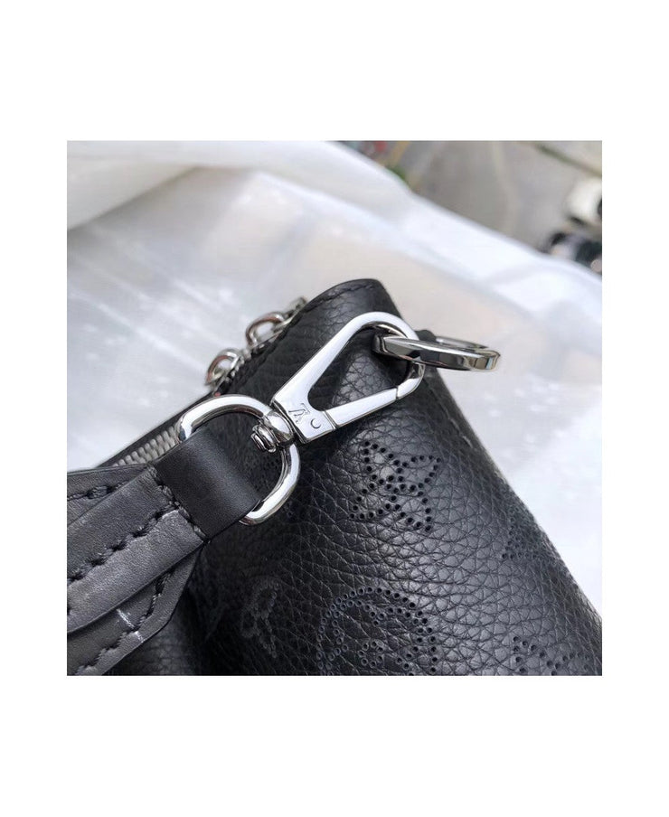 Louis Vuitton Borsa Haumea in Pelle Traforata Mahina - Nero