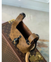 Louis Vuitton Atlantis BB in Tela Monogram Reverse