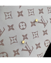 Louis Vuitton Atlantis GM in Tela Monogram Dune