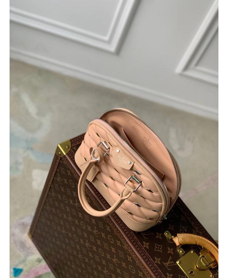 Louis Vuitton Alma BB in Pelle di Agnello con Motivo a Rombi
