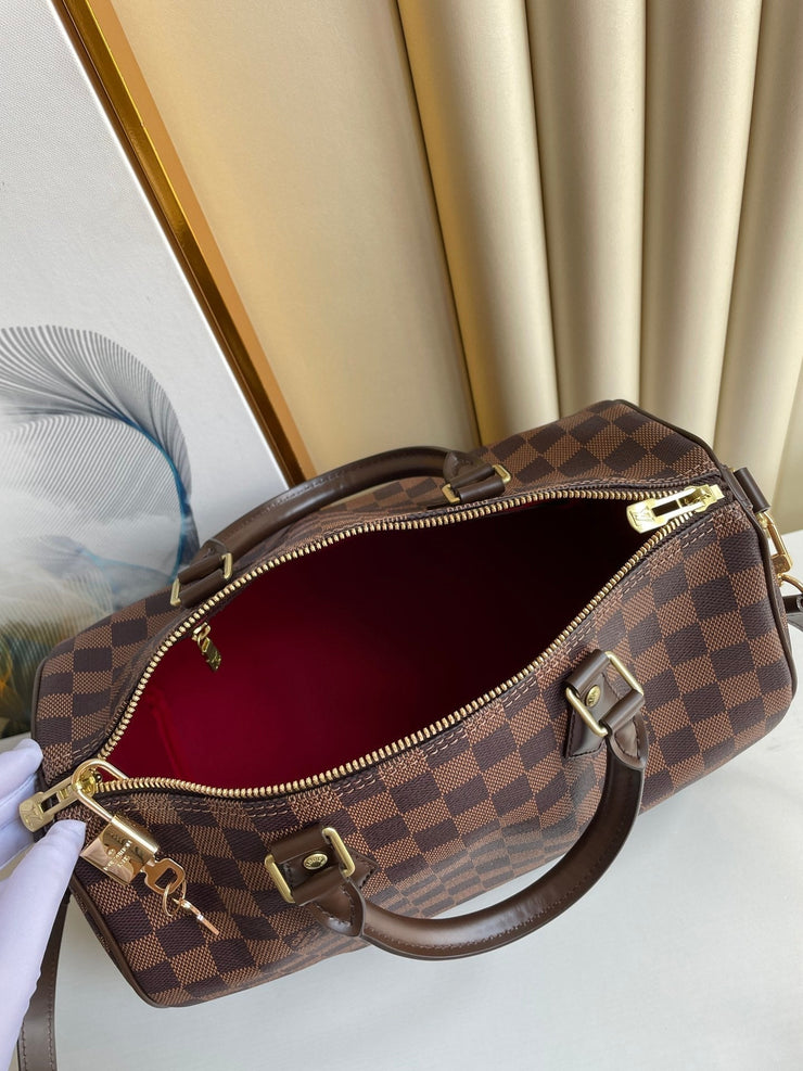 Louis Vuitton Borsa Speedy in Tela Monogram  Icona di Eleganza Senza Tempo
